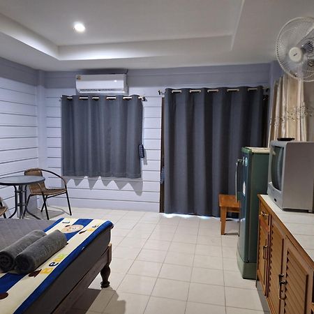 Phonsomboon Guesthouse Ko Tao Exterior photo